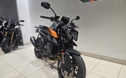 KTM 990 DUKE