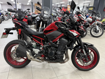 KAWASAKI Z 900