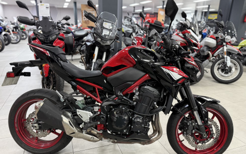 KAWASAKI Z 900