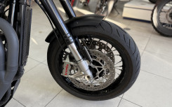 TRIUMPH THRUXTON 1200 R