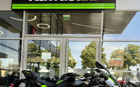 KAWASAKI ZX-6R 