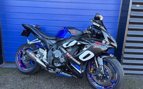 SUZUKI GSX-R 750