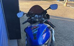 SUZUKI GSX-R 750