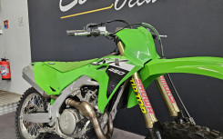 KAWASAKI KX450 2024 1° MAIN !