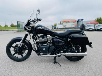 ROYAL ENFIELD SUPER METEOR 650