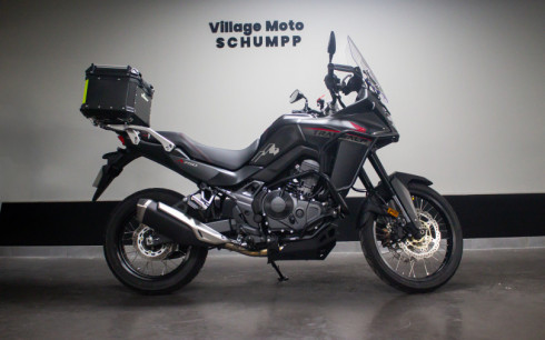 HONDA TRANSALP 750 / 2230 km / COMME NEUVE