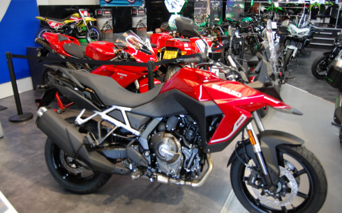SUZUKI V-STROM 800SE