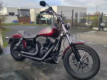 HARLEY-DAVIDSON DYNA STREET BOB 1690