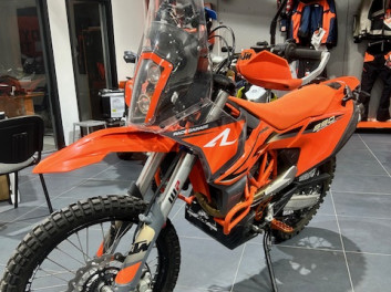 KTM 690 ENDURO R RADE GARAGE 
