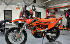 KTM 690 ENDURO R RADE GARAGE 