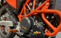 KTM 690 ENDURO R RADE GARAGE 