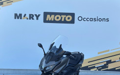KYMCO AK 550