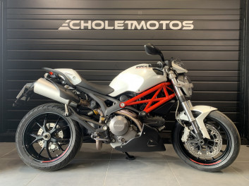 DUCATI MONSTER 796