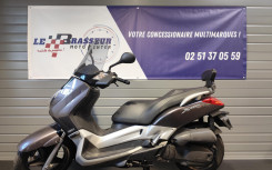 YAMAHA X-MAX 125