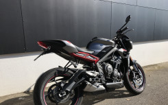 TRIUMPH STREET TRIPLE 675 R