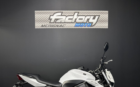 YAMAHA XJ6