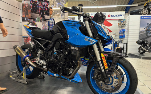SUZUKI GSX 8S EQUIPEE PISTE IDEALE SPORTWIN OU TWINCUP 