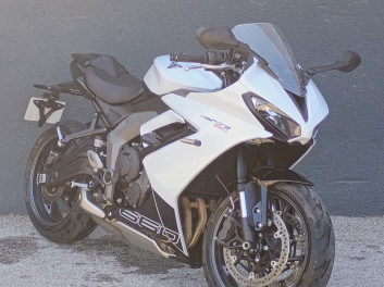 TRIUMPH 	DAYTONA 660