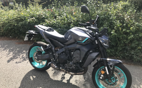 YAMAHA MT-09  Y-AMT