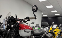 TRIUMPH BONNEVILLE T120