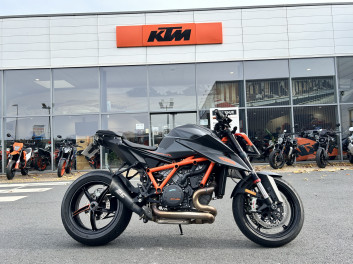 KTM 1290 SUPER DUKE R
