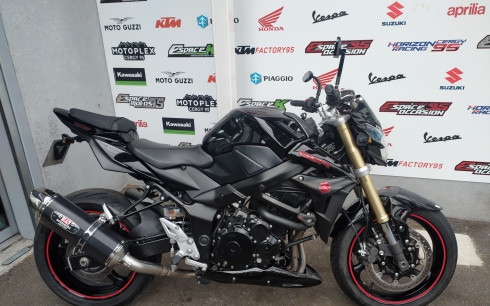 SUZUKI GSR 750 ABS