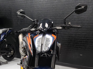 KTM 890 DUKE R