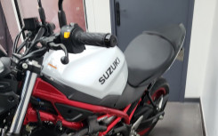 SUZUKI SV 650 REVISE GARANTIE 12 MOIS NOMBREUSES OPTIONS
