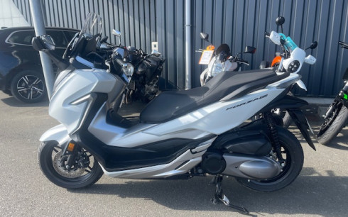 HONDA NSS FORZA 300