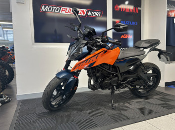 KTM 125 DUKE | 200KMS | 79€/MOIS