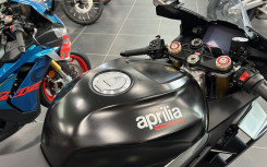 APRILIA RSV4 1100