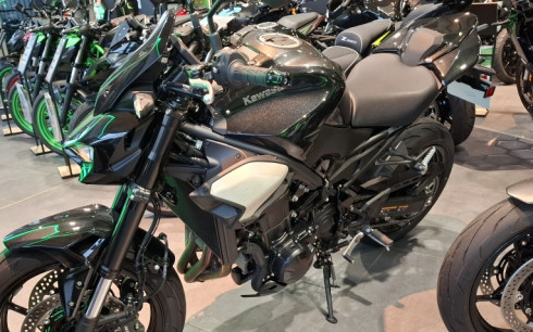 KAWASAKI Z 900 70KW IDEAL PERMIS A2 PACK PERF 