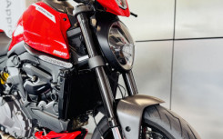DUCATI MONSTER+ - NOMBREUSES OPTIONS - SUPERBE / MONSTER +