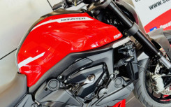 DUCATI MONSTER+ - NOMBREUSES OPTIONS - SUPERBE / MONSTER +