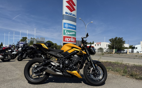 TRIUMPH STREET TRIPLE 765 RS