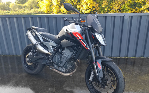 KTM 790 DUKE