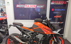 KTM 990 DUKE | 1800KMS | 195€/MOIS