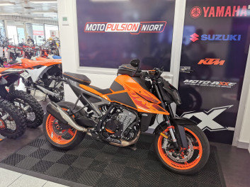 KTM 990 DUKE | 1800KMS | 195€/MOIS