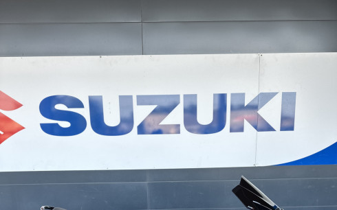 SUZUKI GSX-R 1300 HAYABUSA