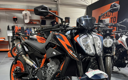KTM 890 DUKE R