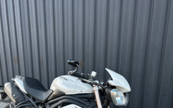 TRIUMPH SPEED TRIPLE 1050 / SPEEDTRIPLE