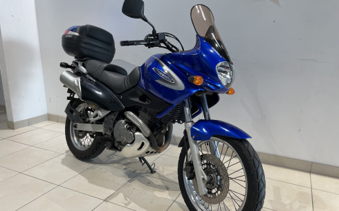 SUZUKI FREEWIND 650 XL