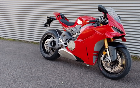DUCATI PANIGALE V4S 2025