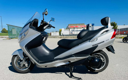 SUZUKI BURGMAN 400