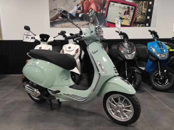 VESPA PRIMAVERA 50