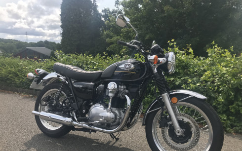 KAWASAKI W 800
