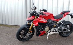 DUCATI STREETFIGHTER V4S