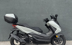 HONDA NSS FORZA 125 TOP BOX