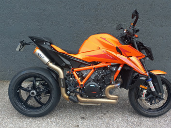 KTM 1390 SUPER DUKE R EVO