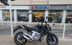 SUZUKI GLADIUS 650 A2